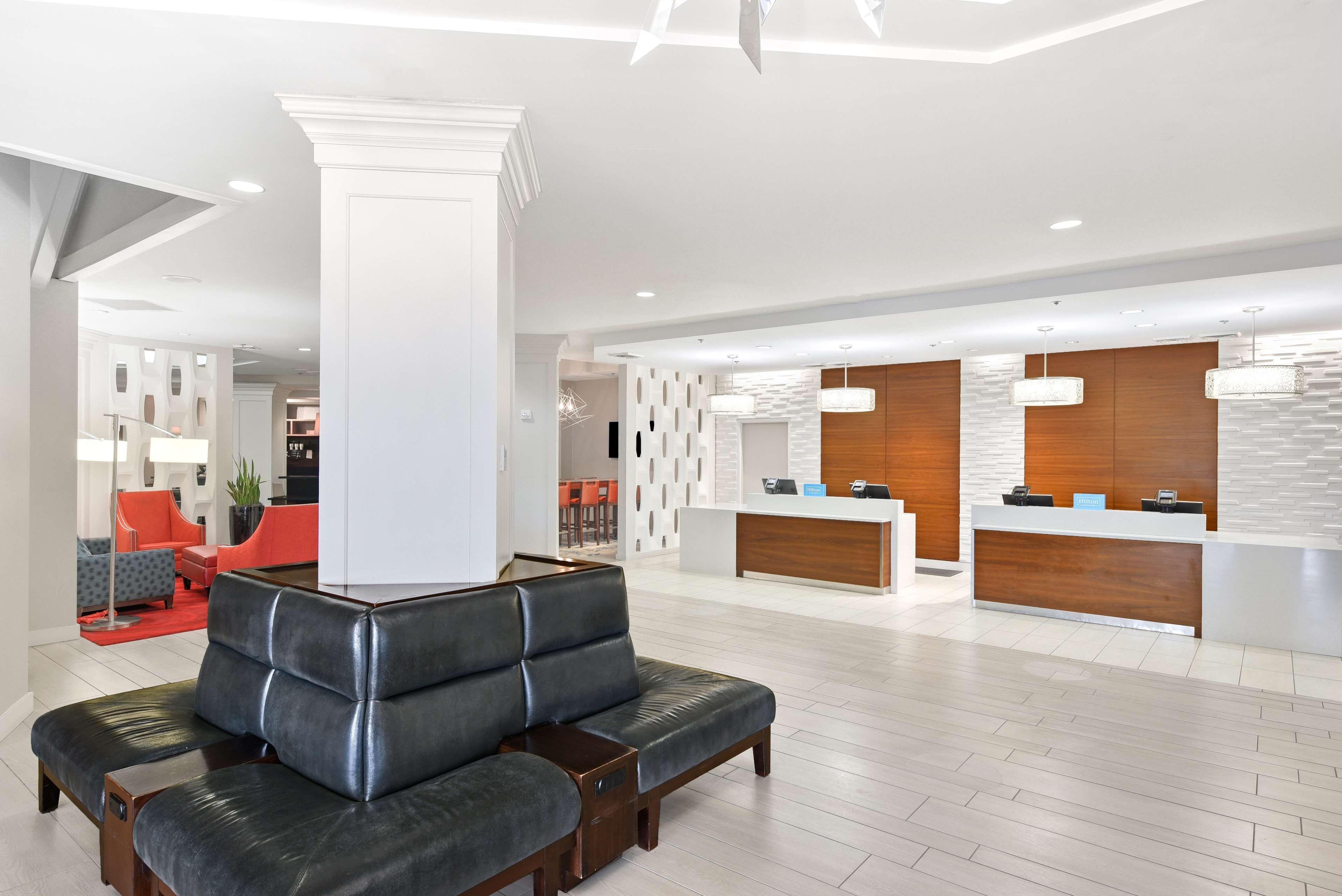 Hilton Arlington National Landing Hotel Exterior photo