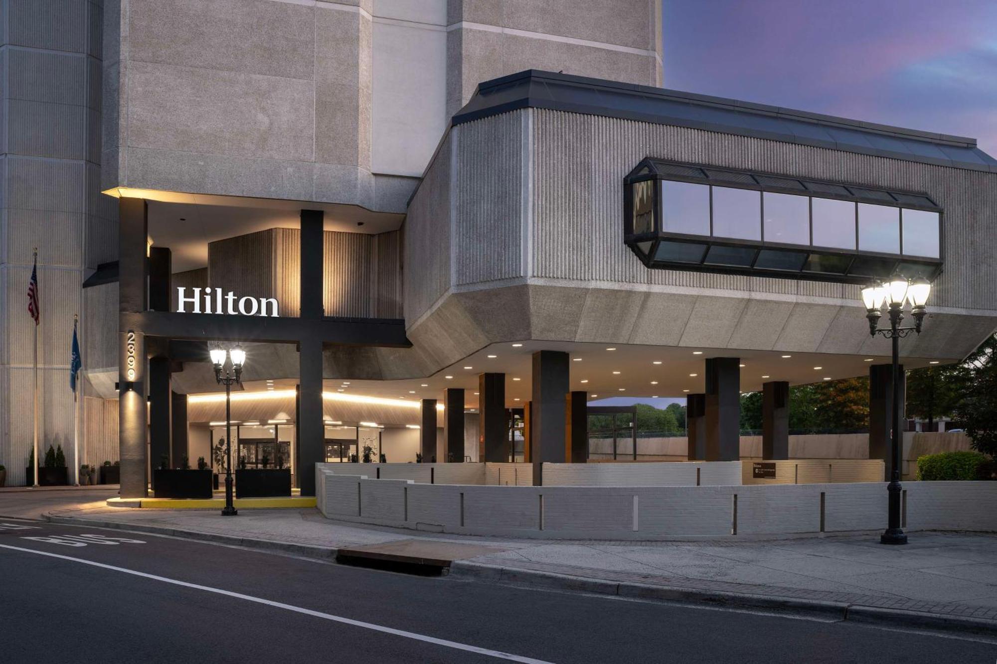 Hilton Arlington National Landing Hotel Exterior photo